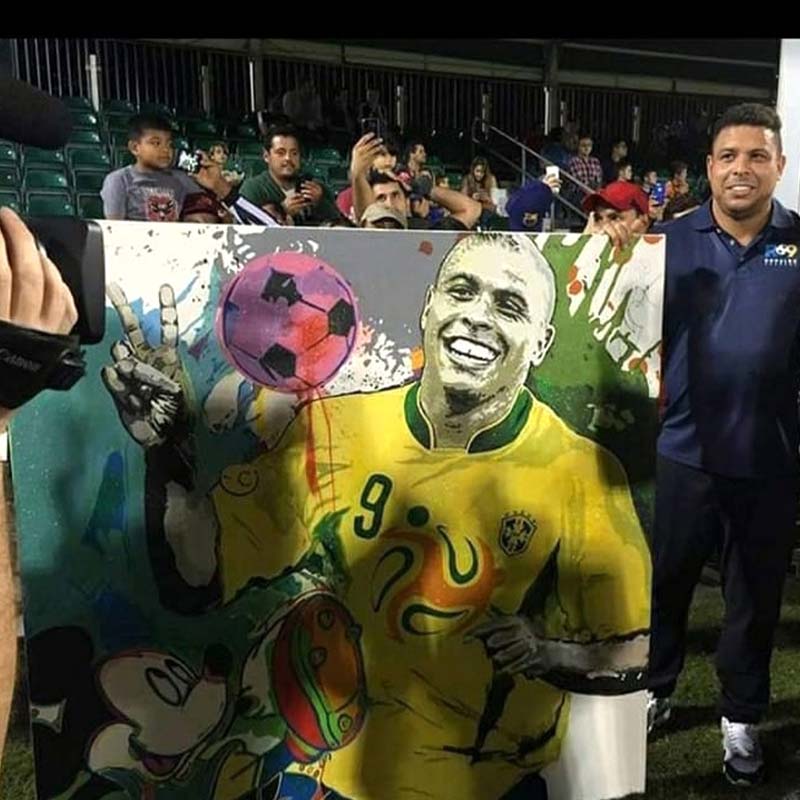 event with the participation of artist Leonardo Hidalgo