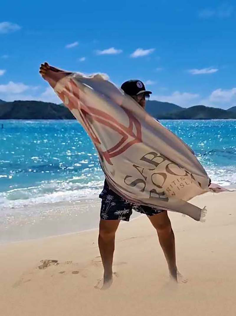 event with the participation of artist Leonardo Hidalgo