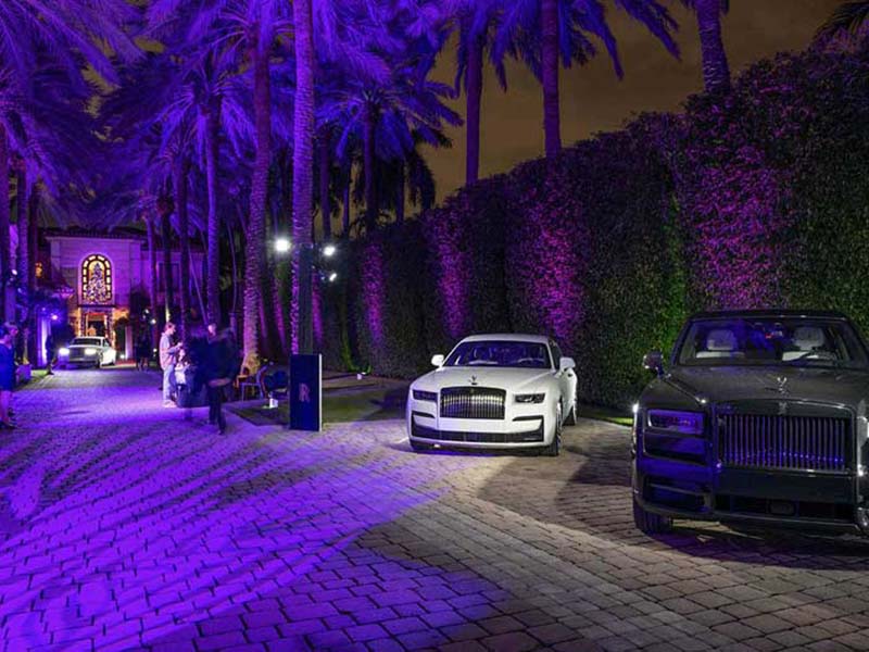 event with the participation of artist Leonardo Hidalgo