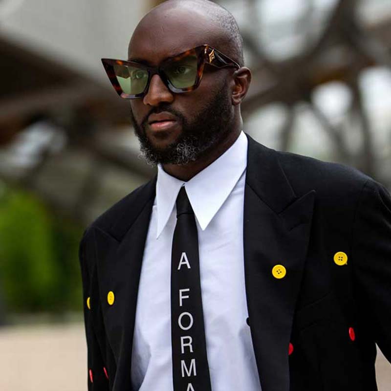 event with the participation of artist Leonardo Hidalgo