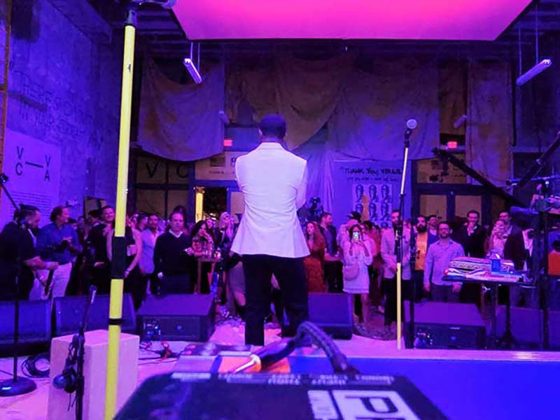 event with the participation of artist Leonardo Hidalgo